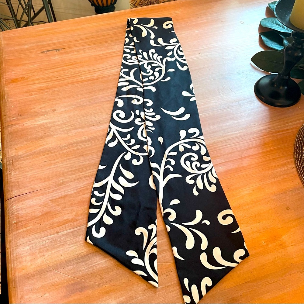 J McLaughlin SILK Long Scarf! Black and White Print! Bag or neck Scarf.